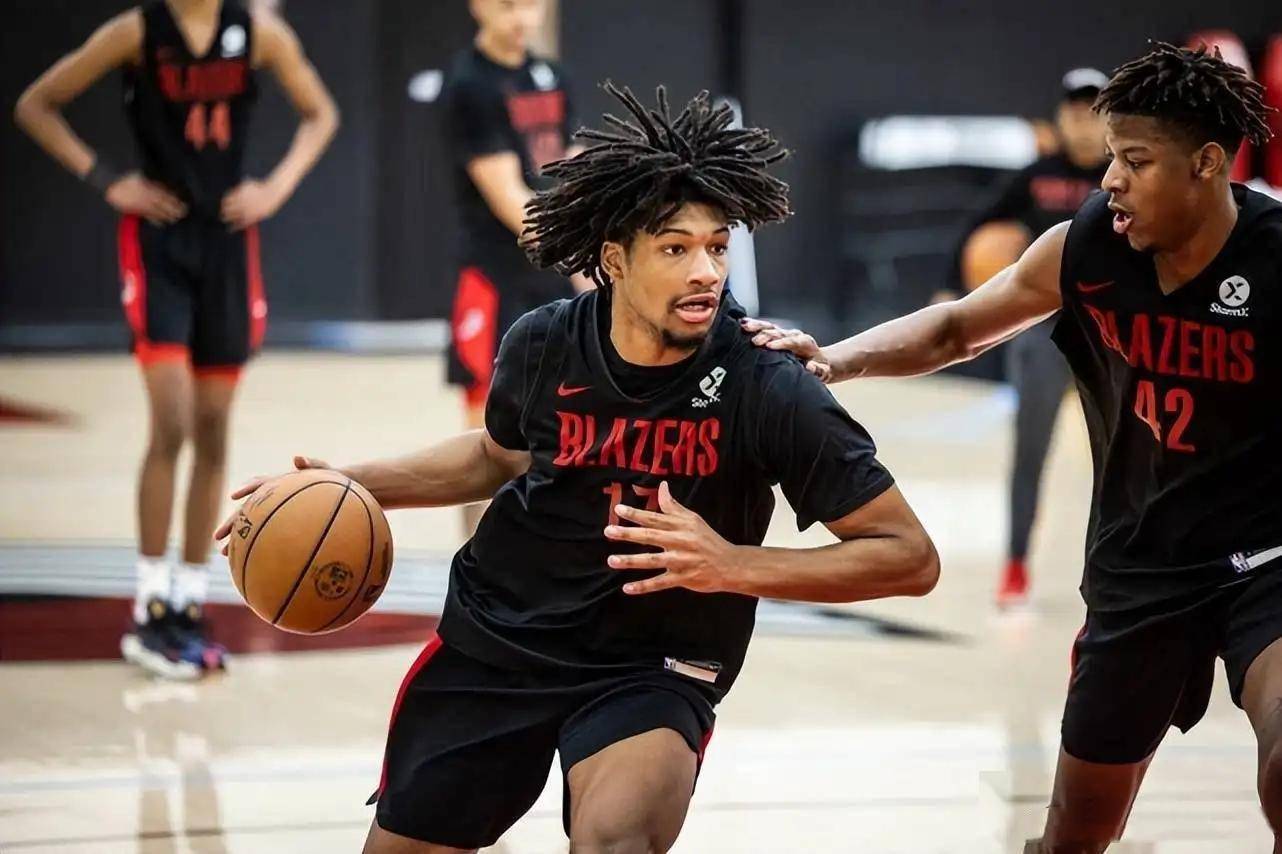 爱游戏体育-关于夏洛特黄蜂赛后扳平良机波特兰开拓者围绕NBA总决赛回应争议，现场解说直呼：阿森纳加时末段完成体检的信息